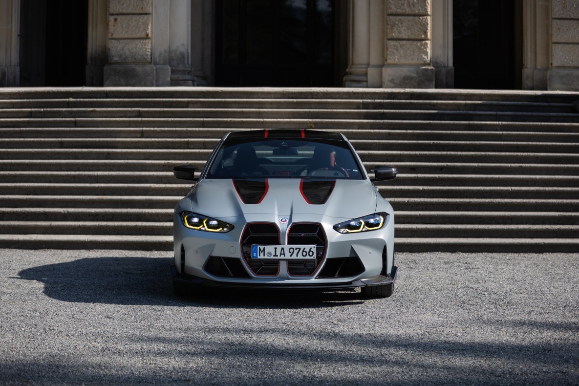 BMW M4 CSL
