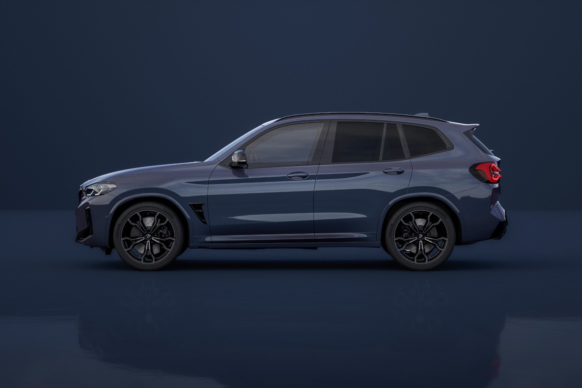 BMW X3 M in BMW M Individual special paint Macao Blue.
