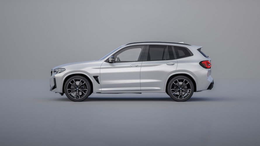 BMW X3 M in Frozen Brilliant White (X16)