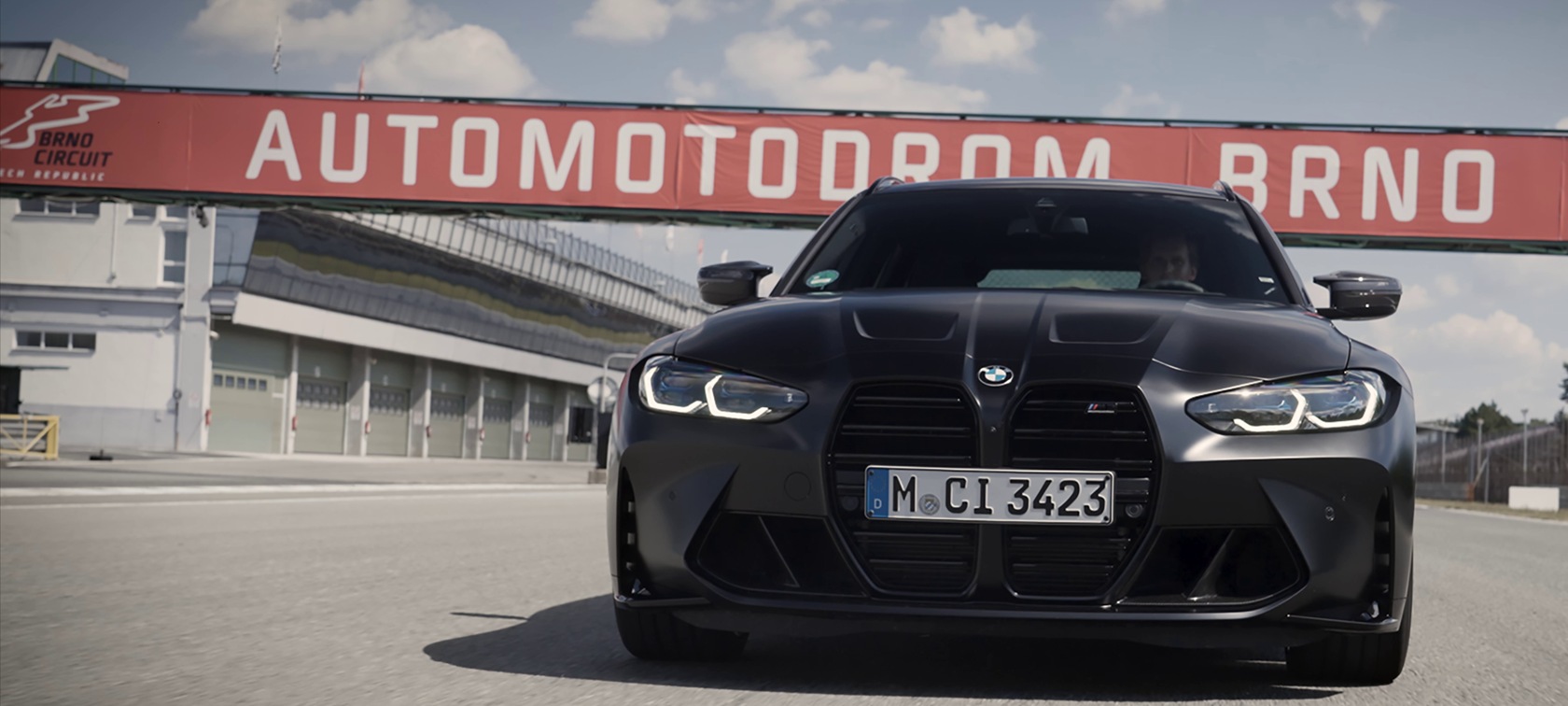 How to: Get ready to race.