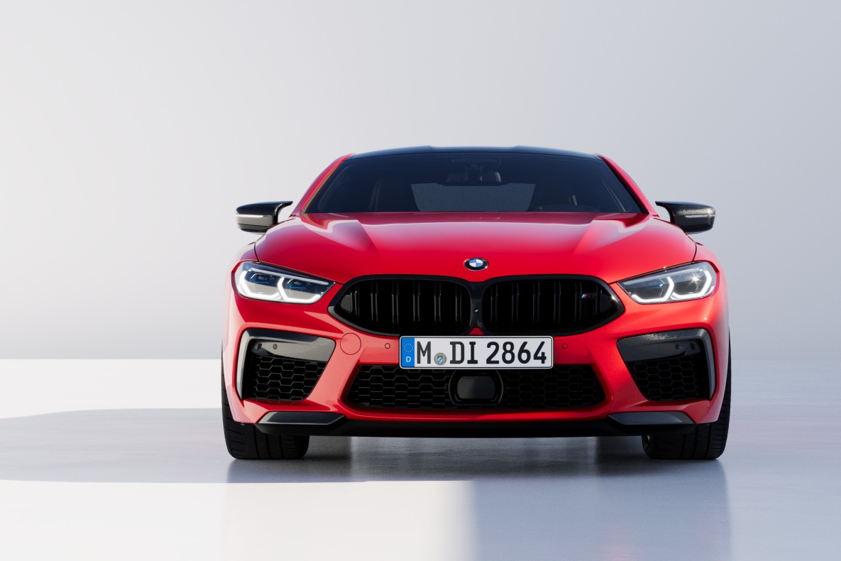 BMW M8 Competition Coupé, Rosso Corsa 