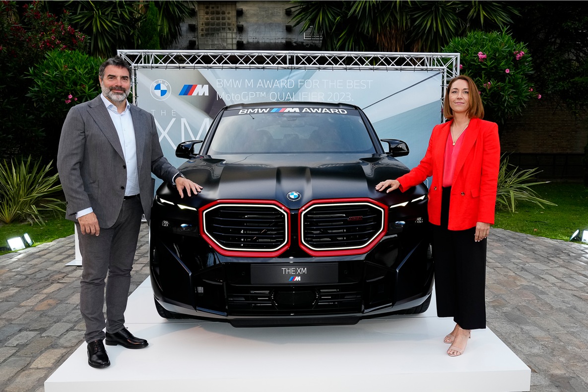 Marc Saurina and Steffi Armbruster with the BMW XM Label Red