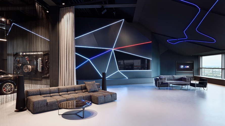 BMW M Power Showroom