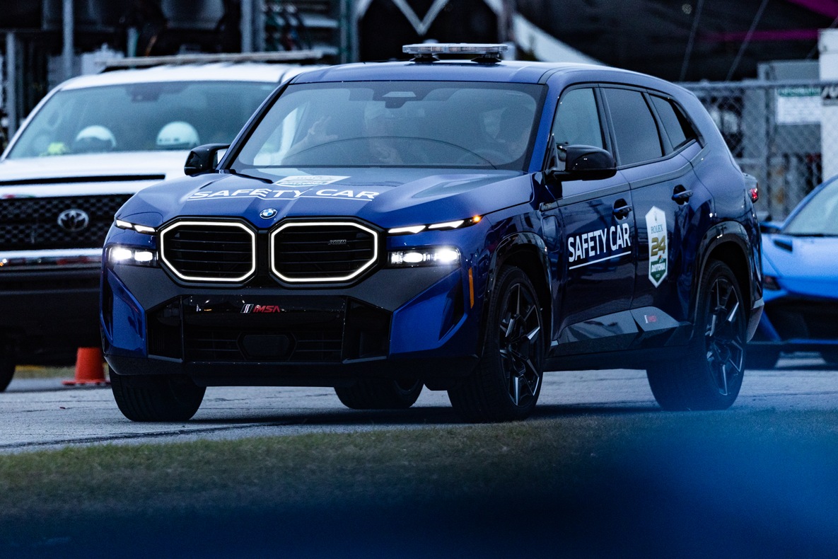 BMW XM Safety Car
