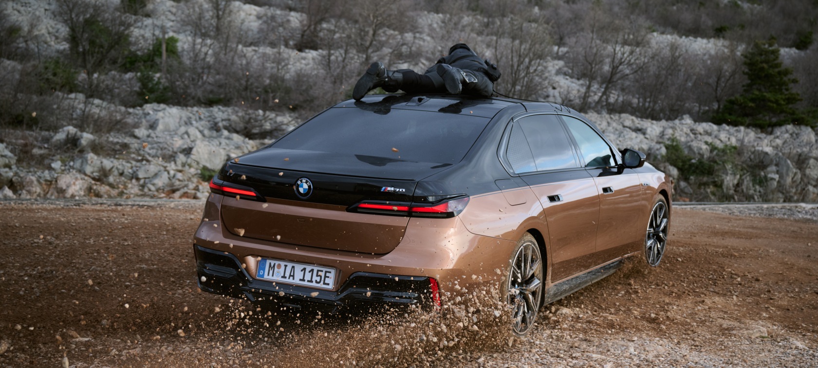 BMW i7 M70 xDrive in "The Calm"