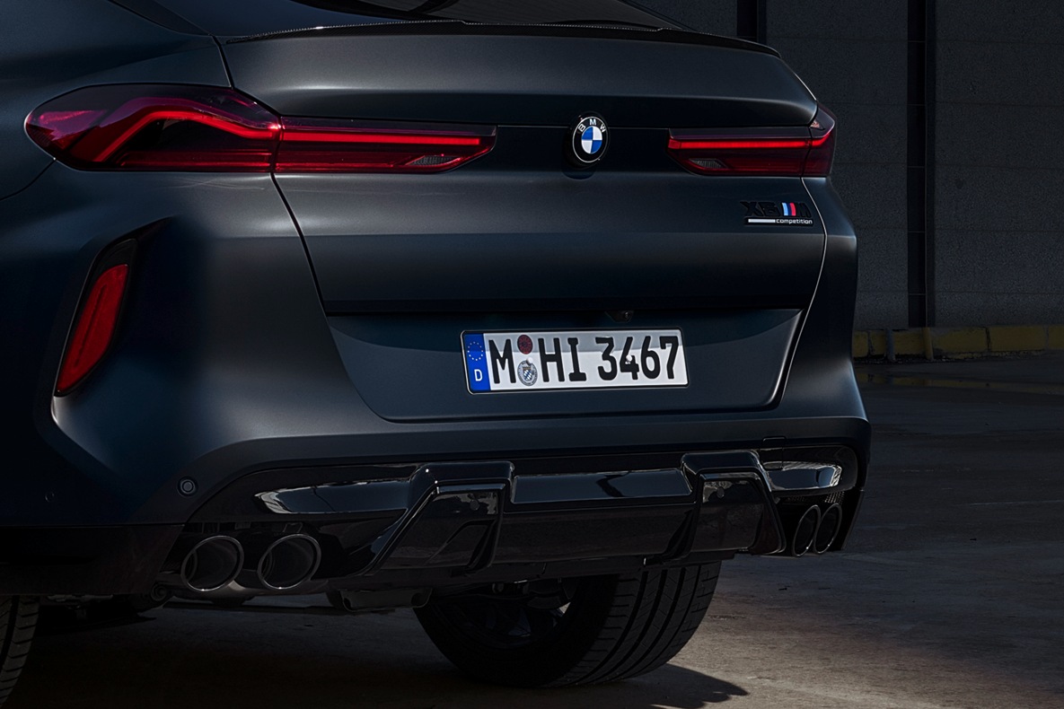 BMW X6 M Competition in BMW Individual Frozen Black.