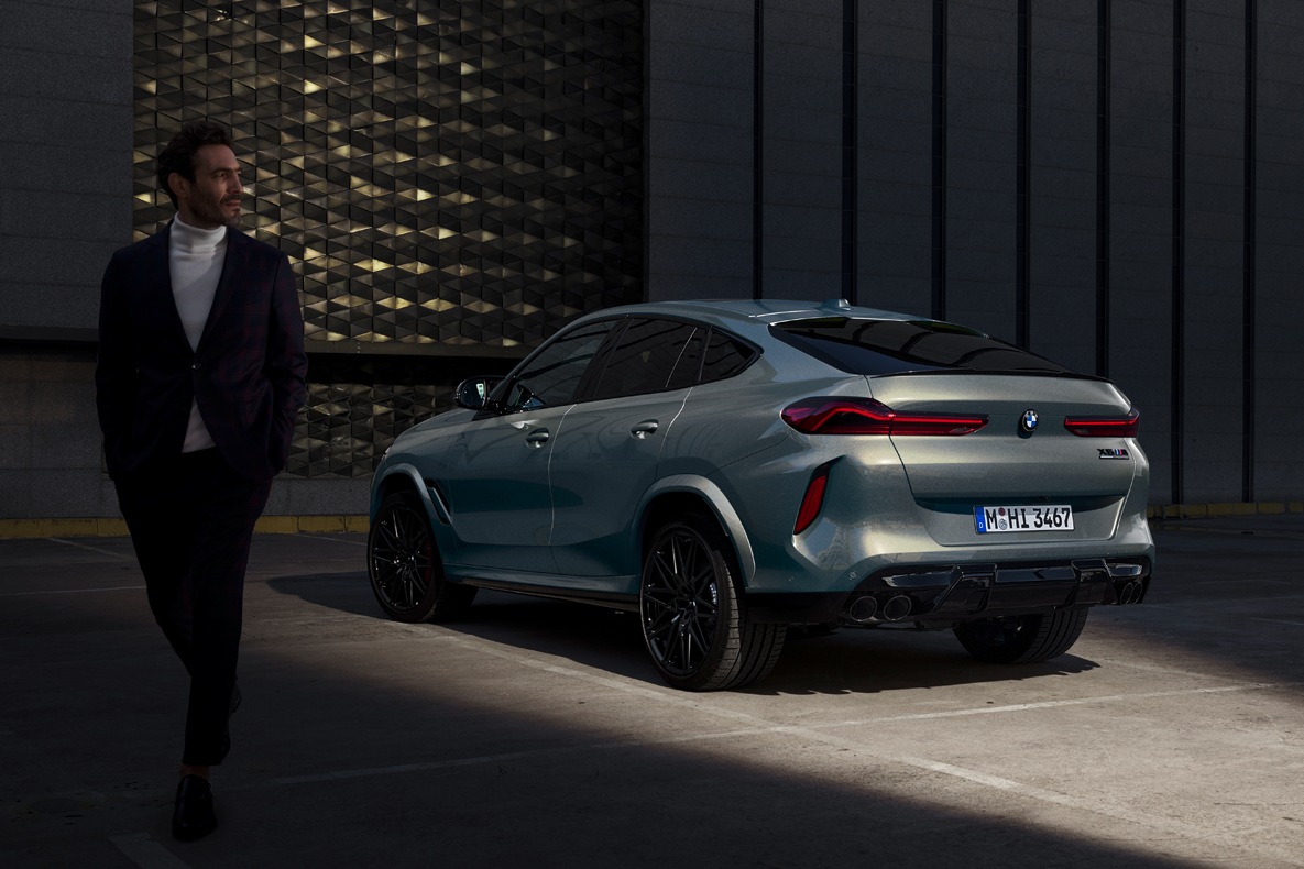 BMW X6 M Competition in BMW Individual Stratus Grey metallic.