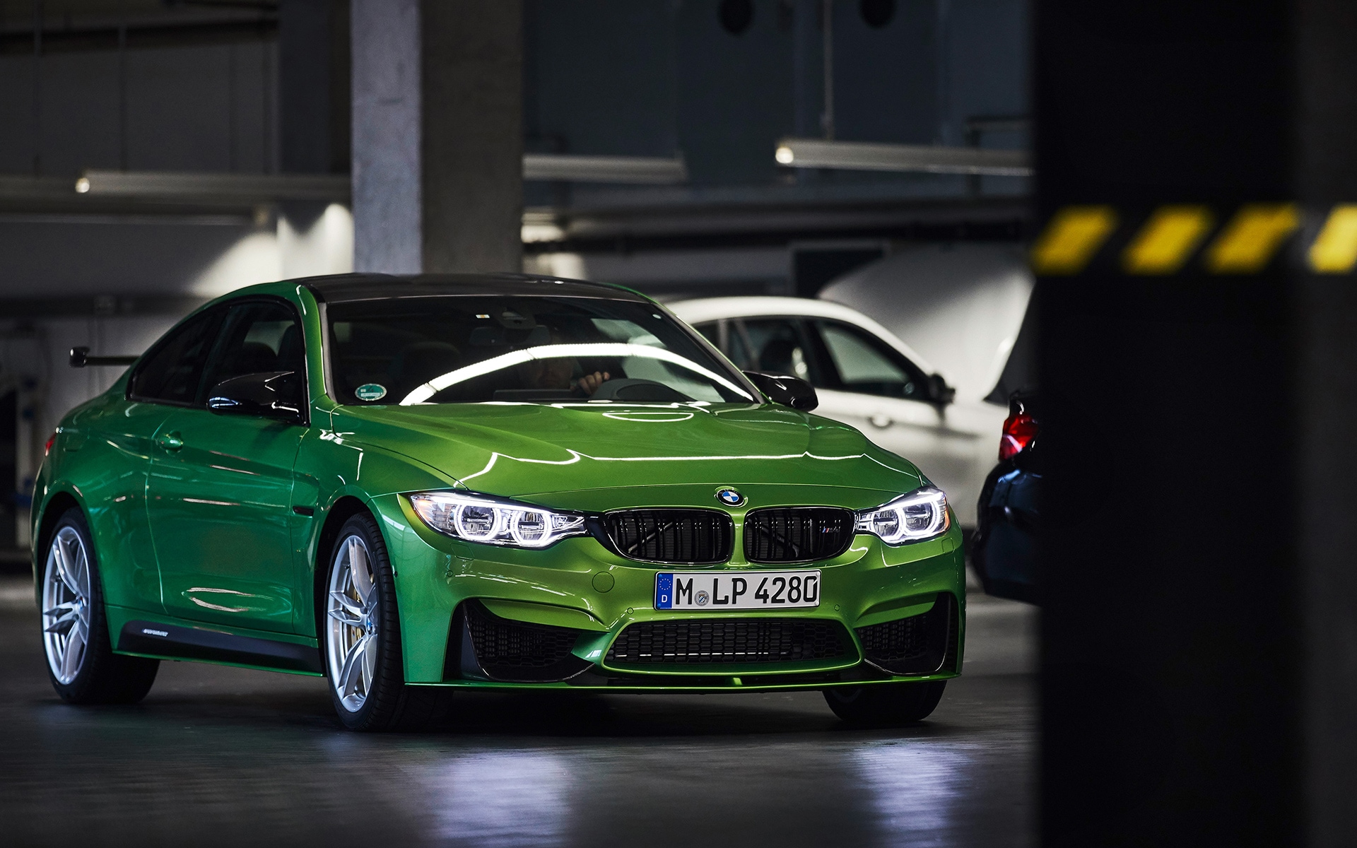  BMW M4 Coupé in Javagrün