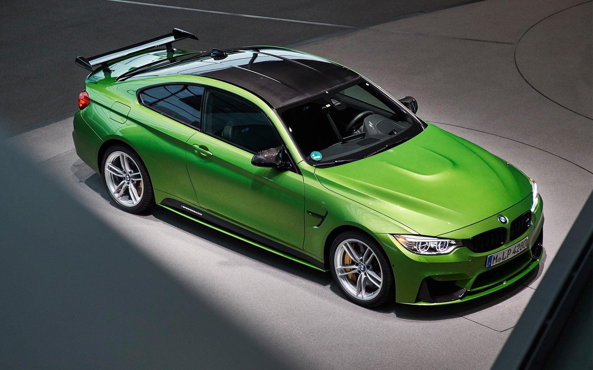  BMW M4 Coupé in Javagrün