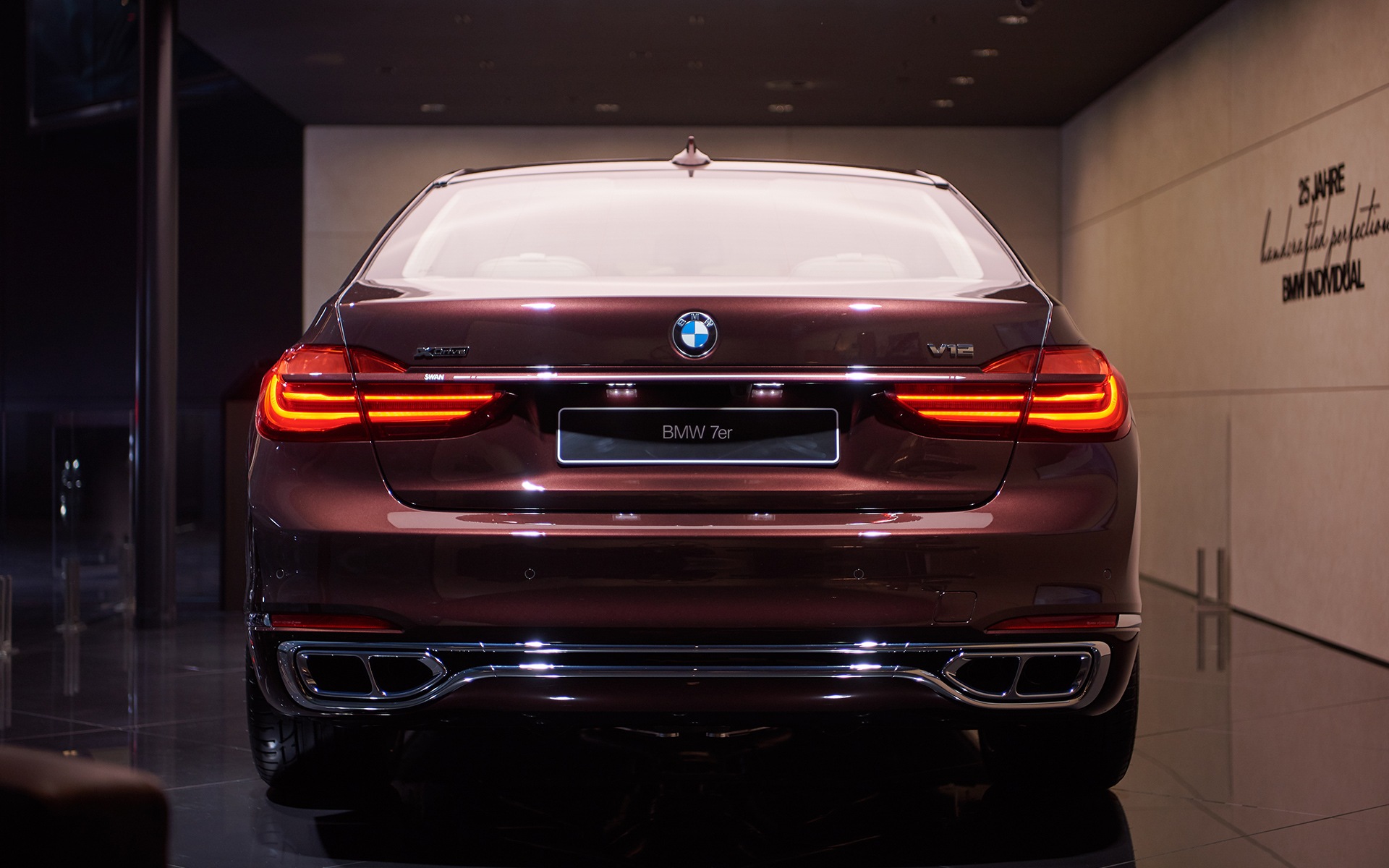 BMW M760Li Nautor's Swan