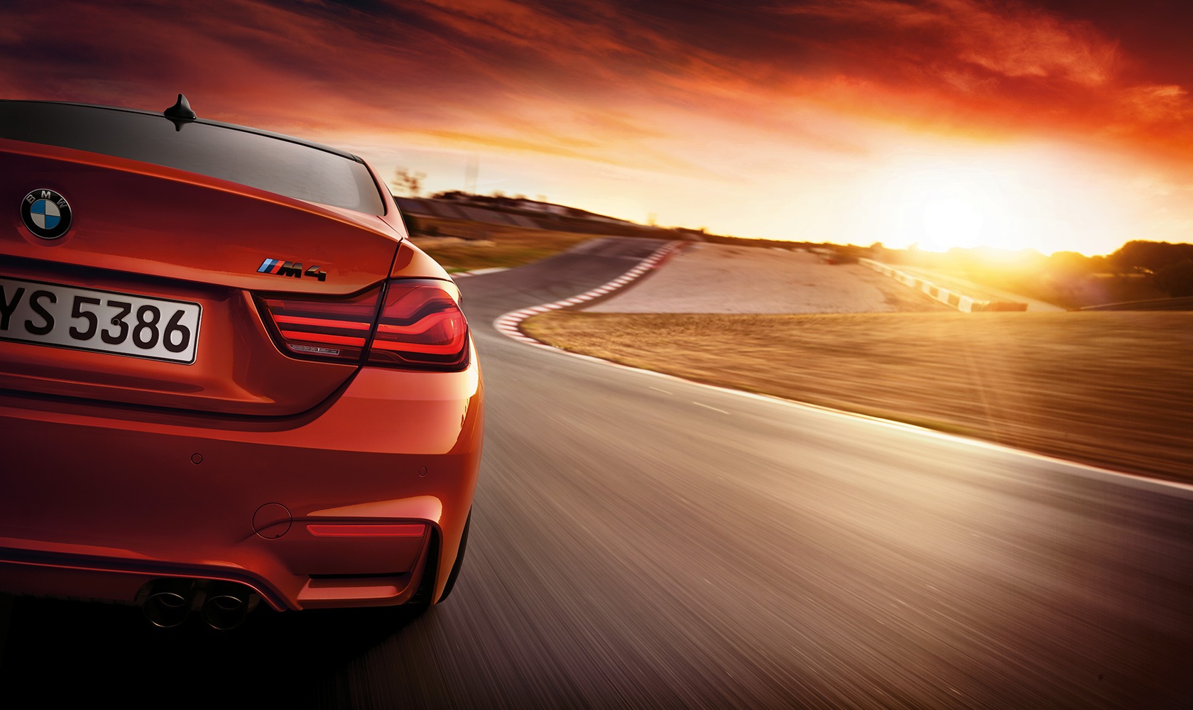 BMW M4 Coupé Competition Paket Interieur