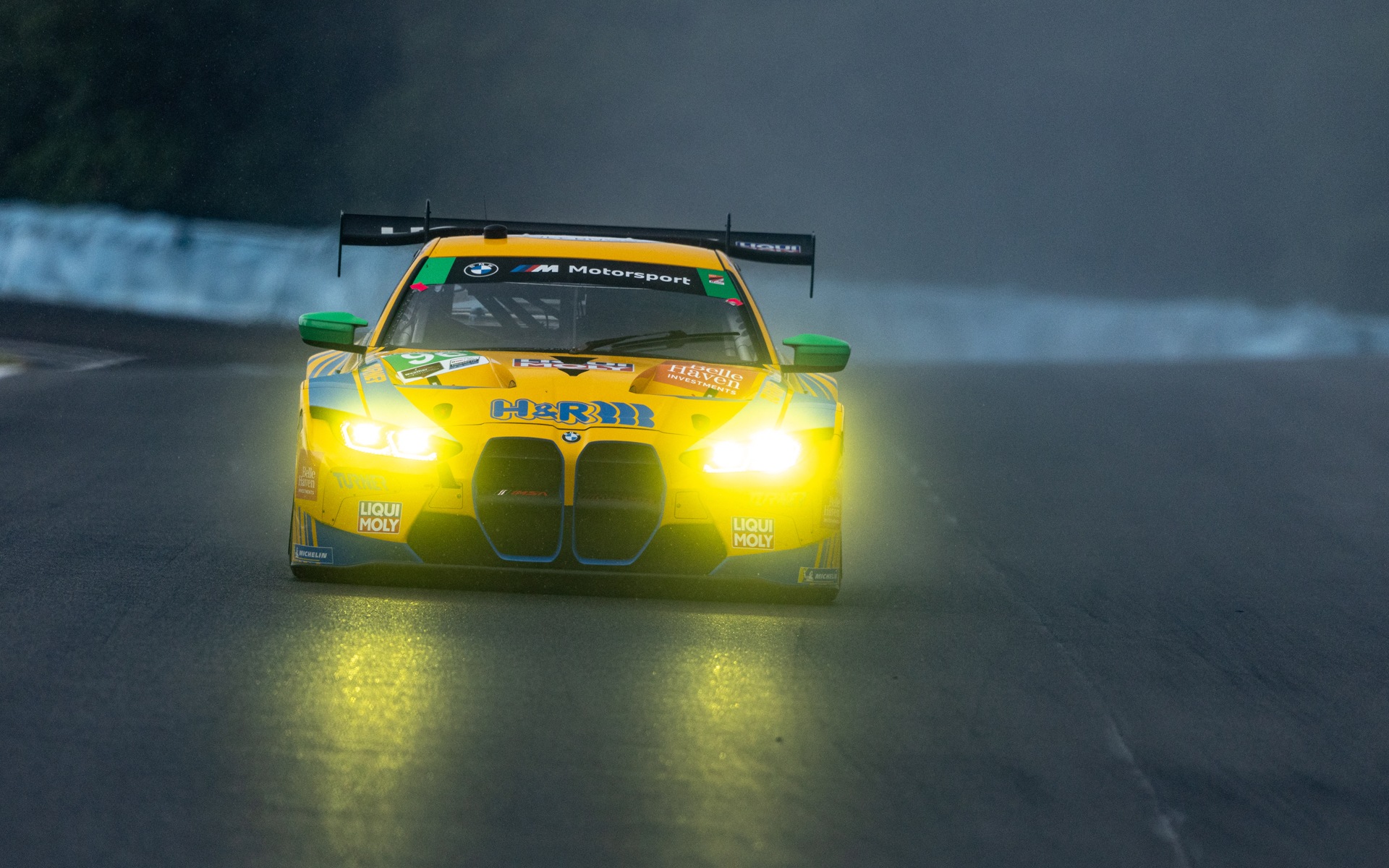 BMW M4 GT3