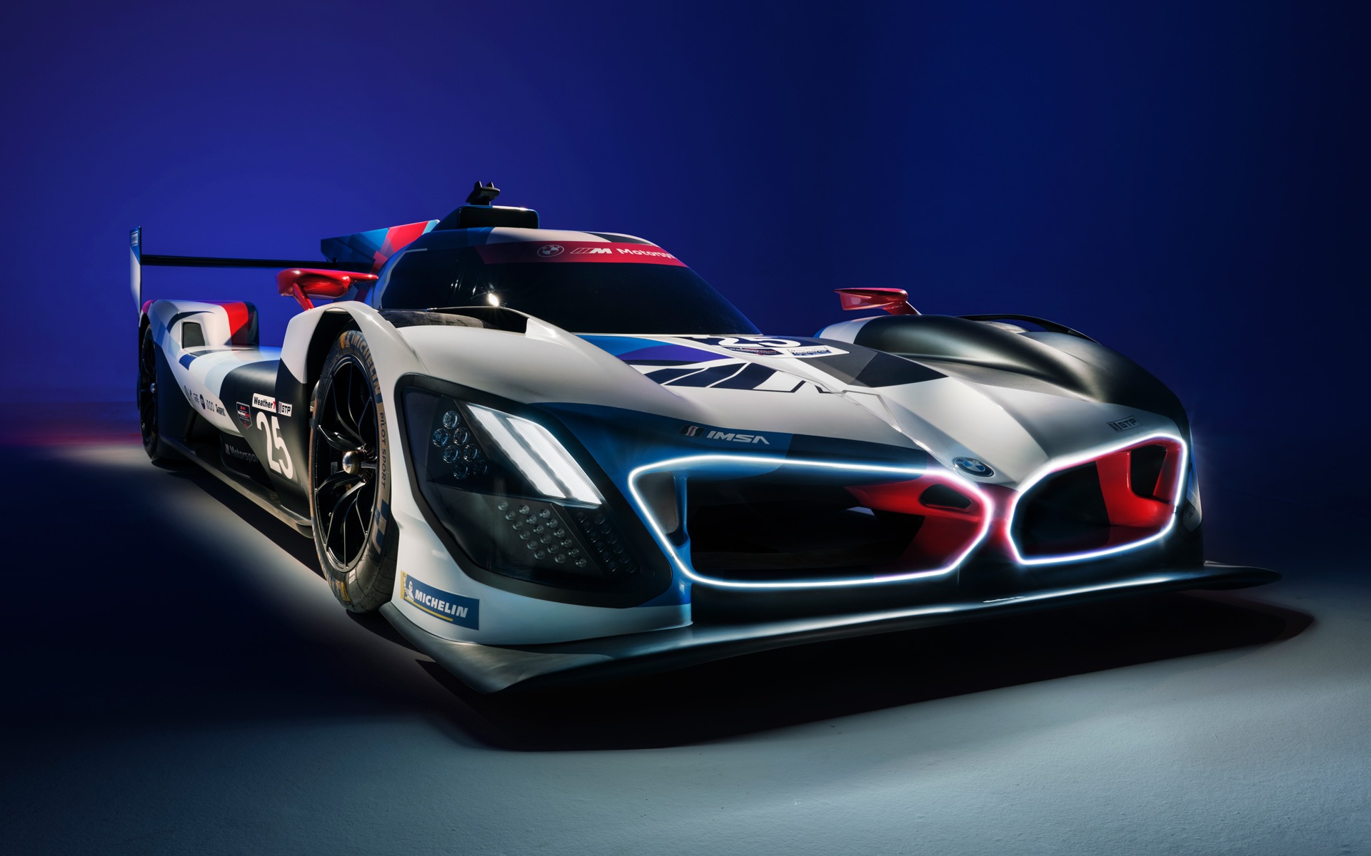 BMW M Hybrid V8