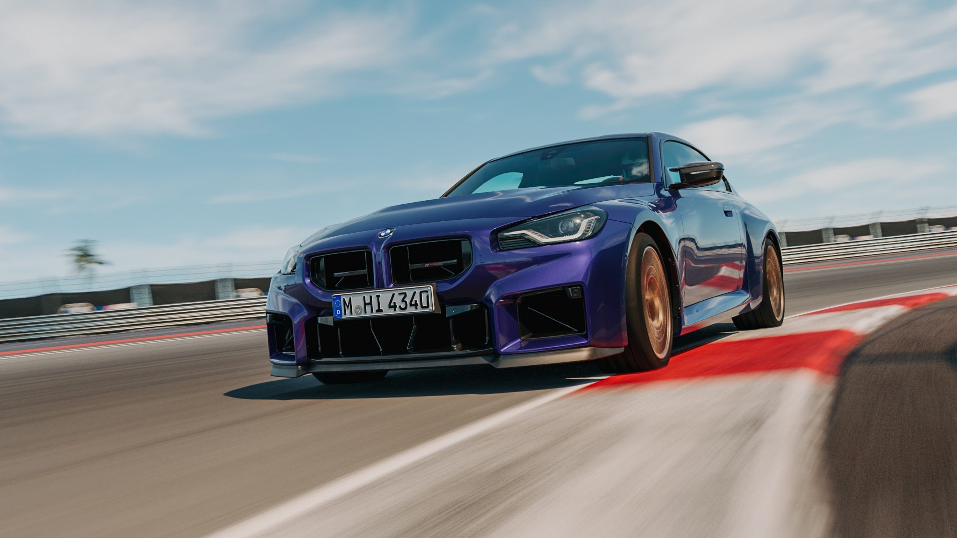 THE NEW M2 CS