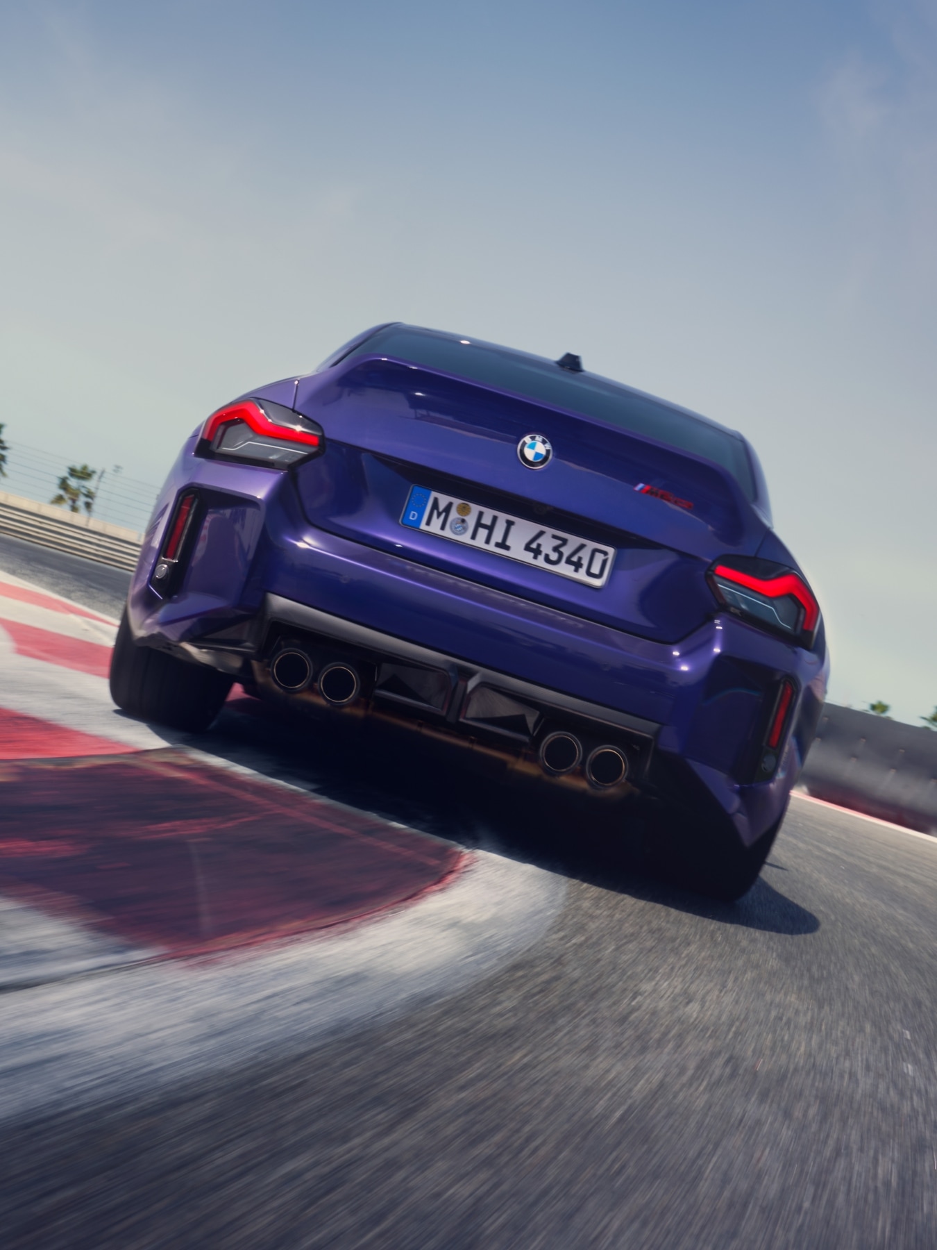 BMW M2 CS