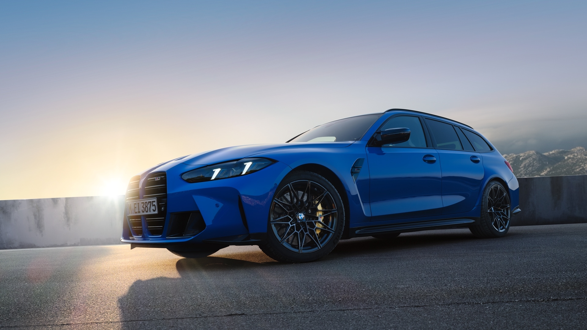 THE NEW M3 TOURING