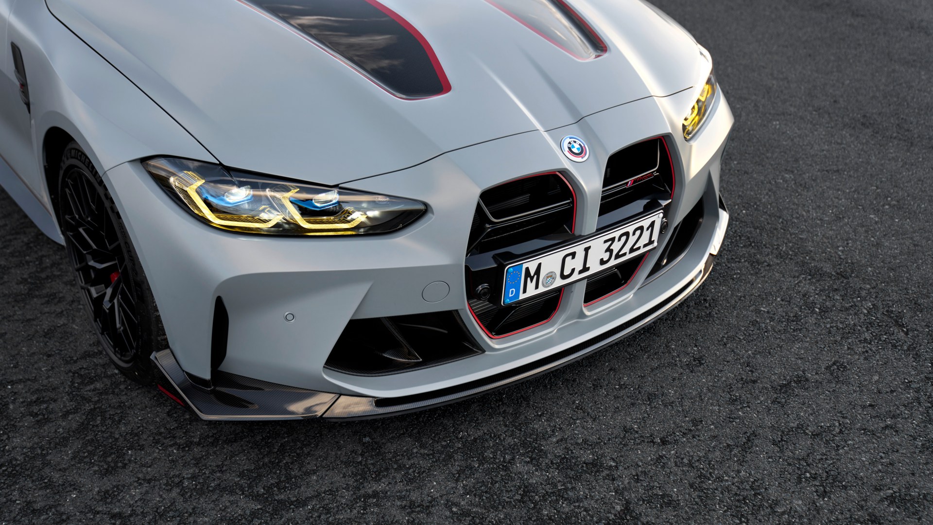 M CARBON FRONT SPLITTER.
