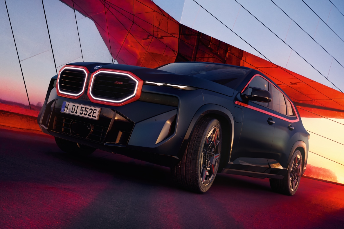 BMW XM LABEL RED.