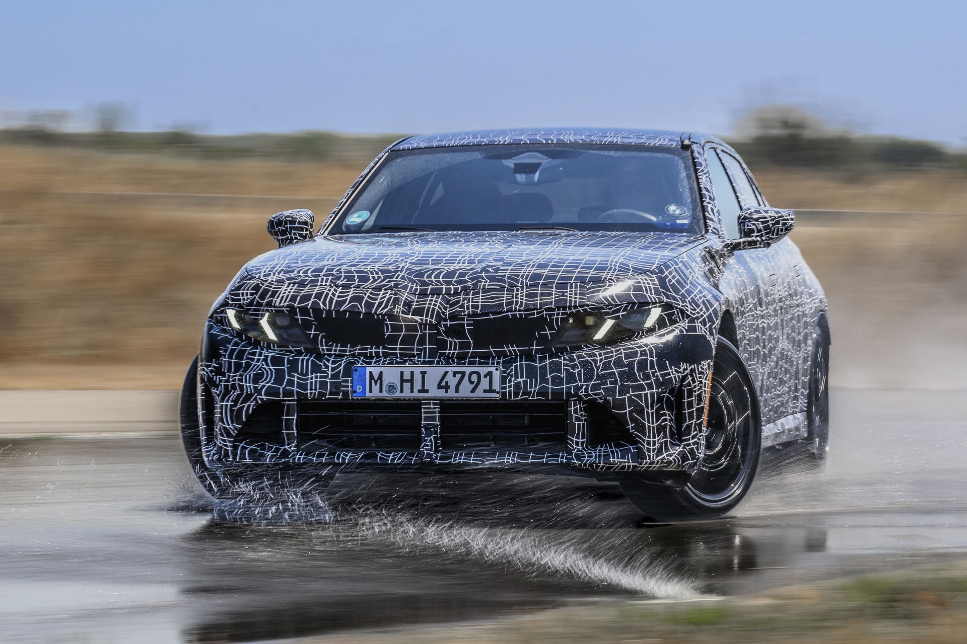 BMW M350 xDrive G50