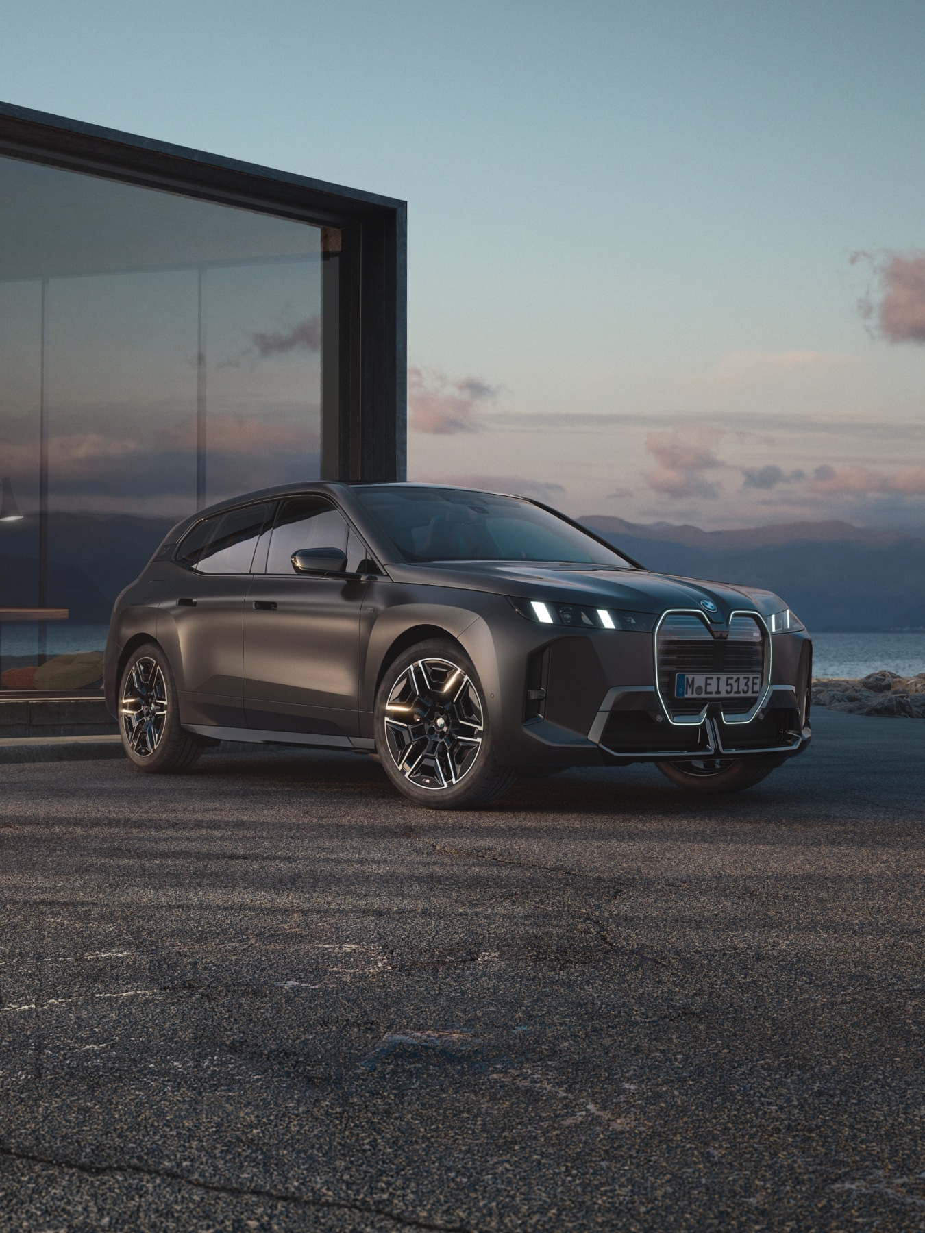 THE iX M70