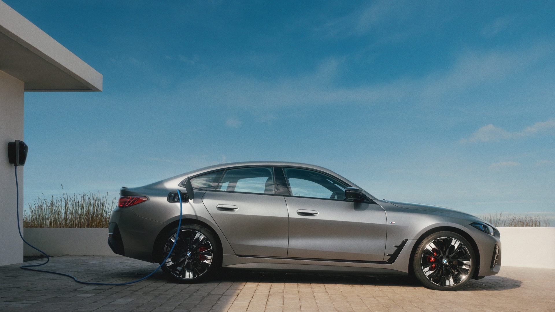 THE i4 M50