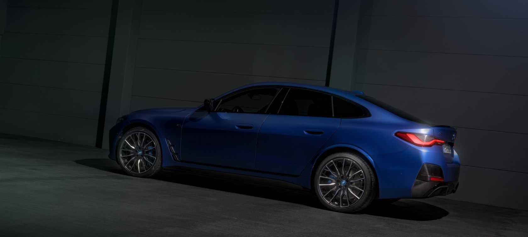 THE i4 M50
