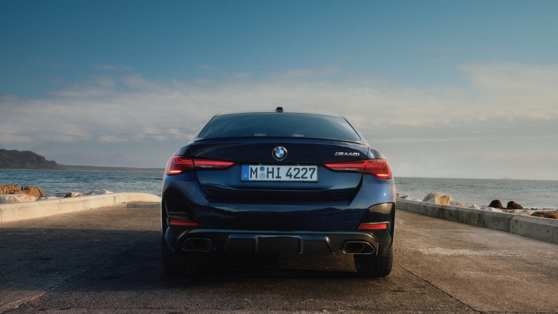THE NEW M440i