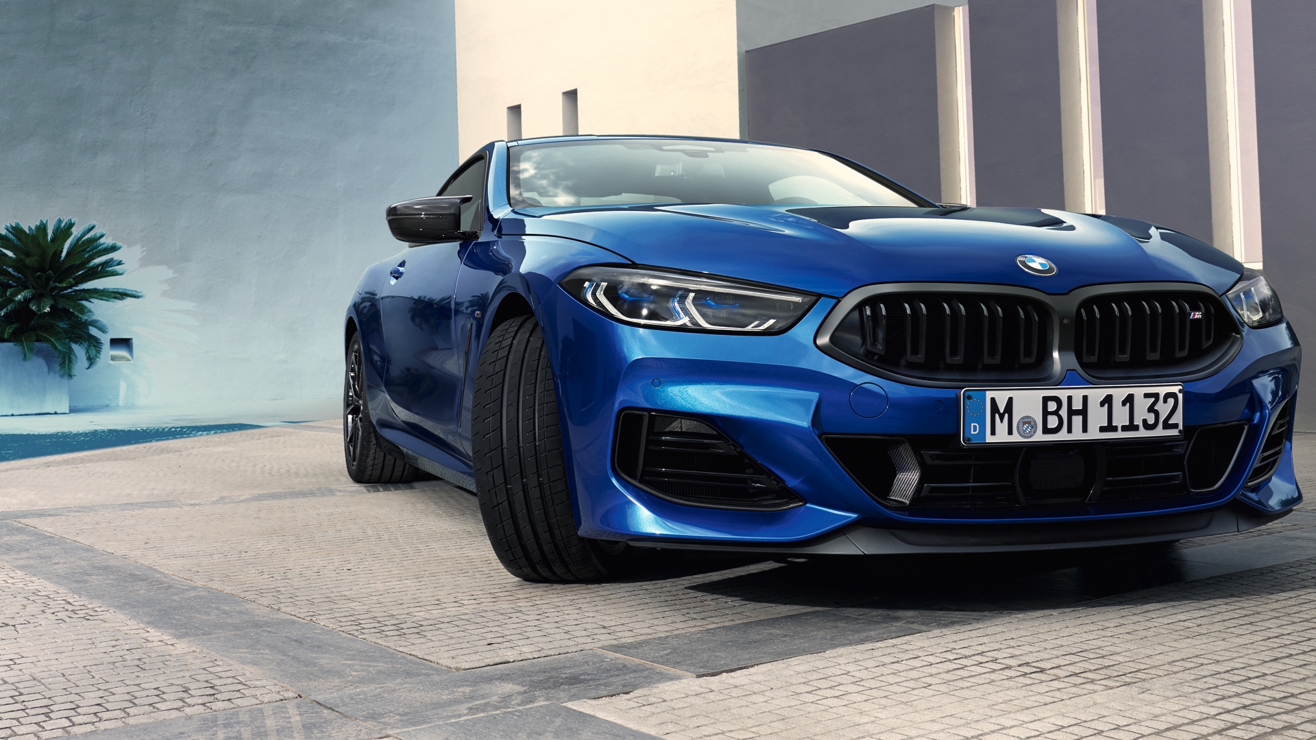 The BMW M850i xDrive Coupé G15.