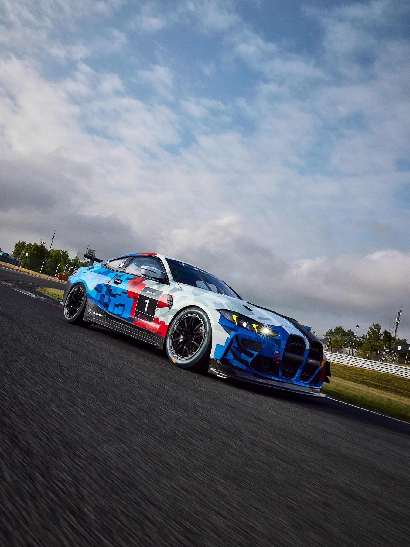 RACE CAR. - The race is on.