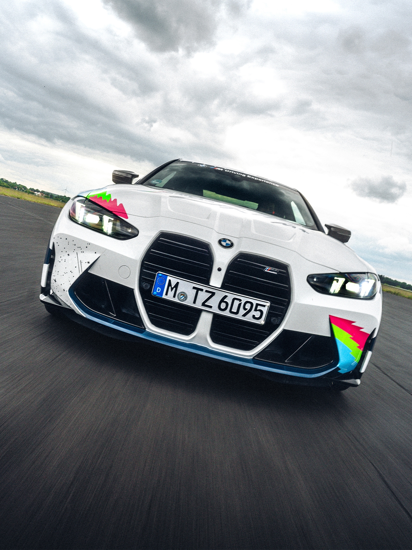 AREA M THRILL. - No Limits.