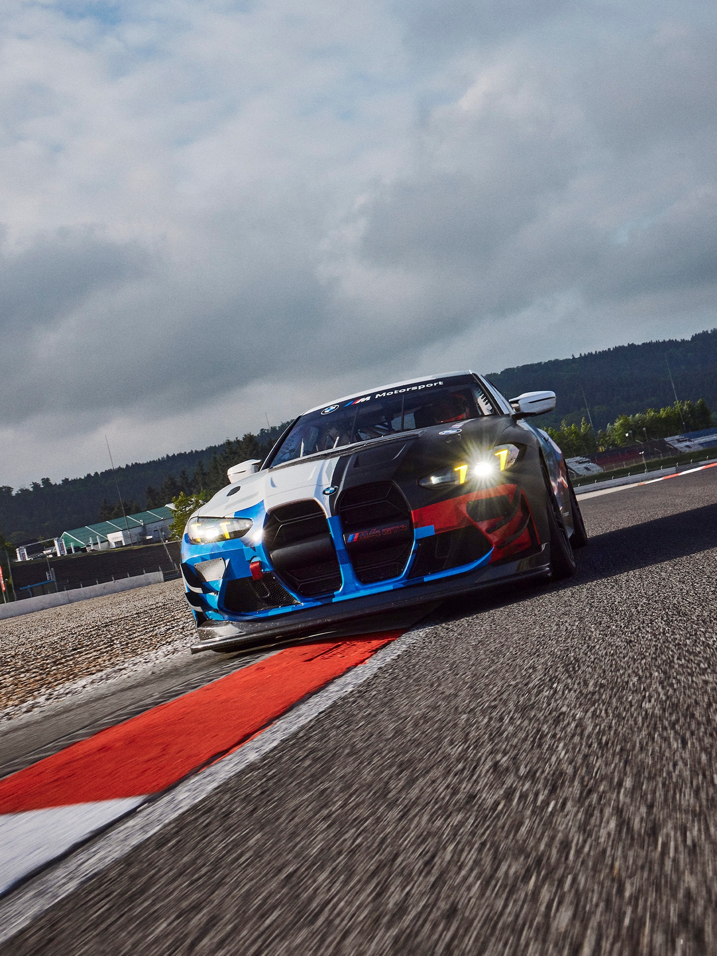 BMW M TRACKDAY. - YOUR PASSION. YOUR PLAYGROUND.