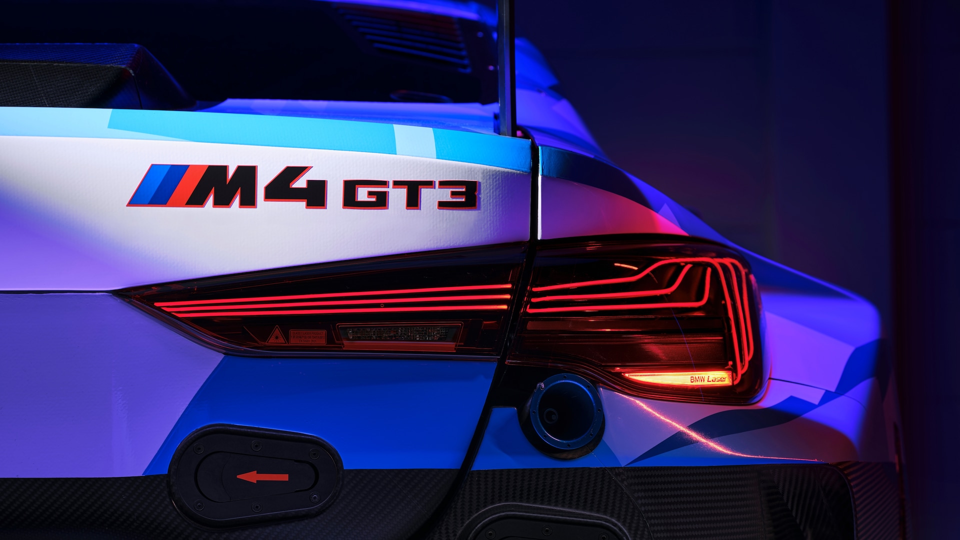 BMW M4 GT3 EVO Logo Heck