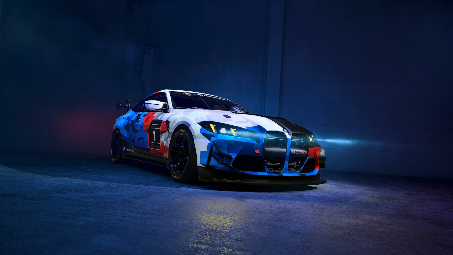 BMW M4 GT4 EVO Front Dreiviertel