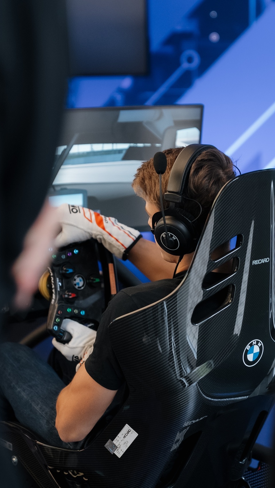 BMW M RACING ACADEMY.