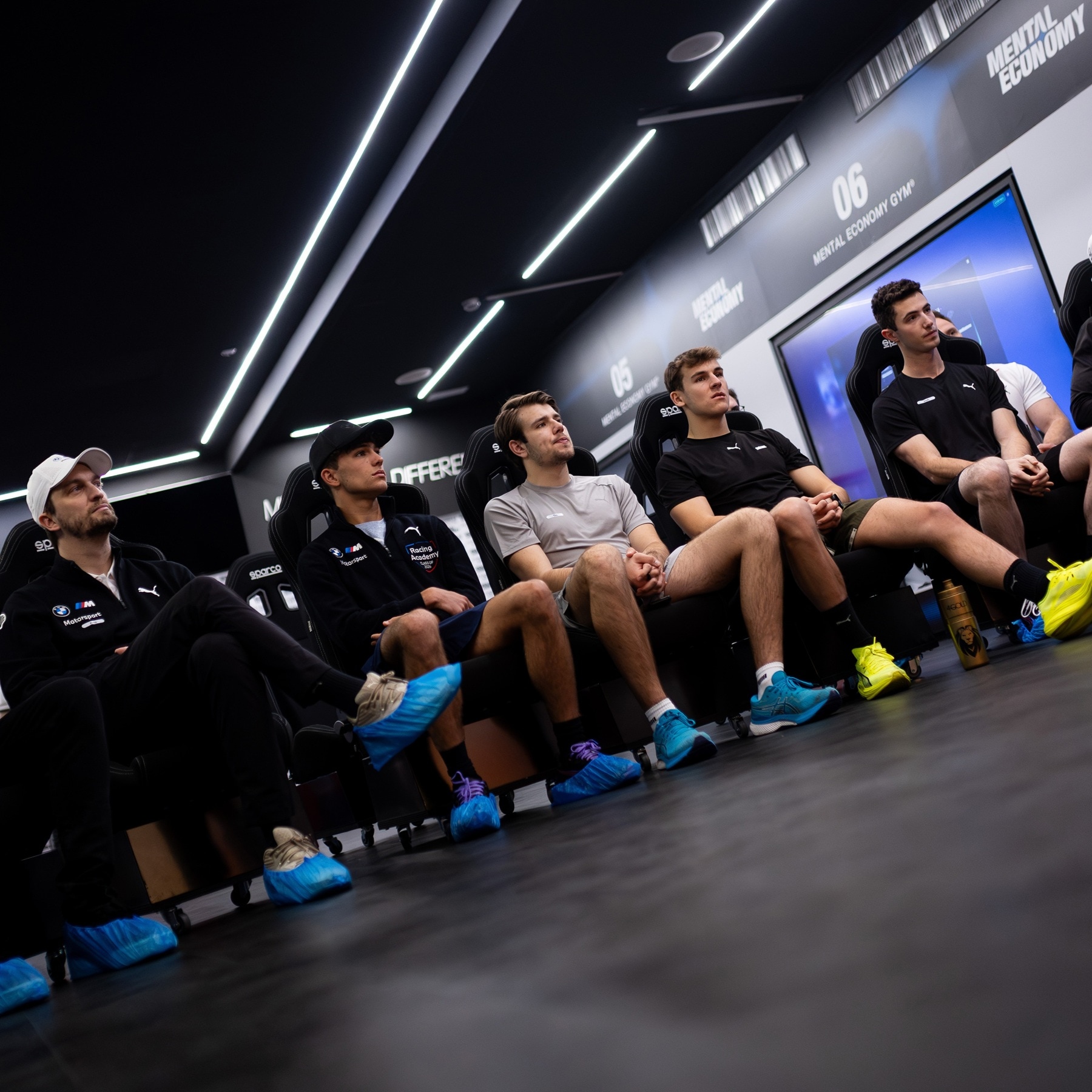 BMW M RACING ACADEMY.