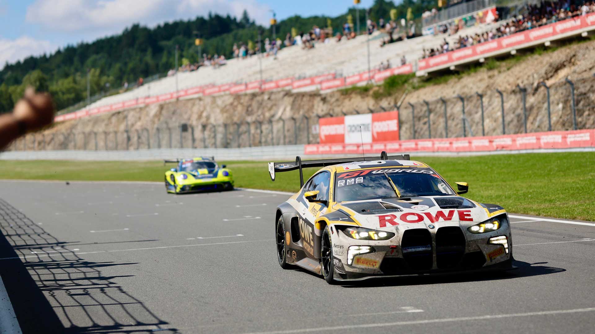 BMW M4 GT3 EVO, ROWE Racing