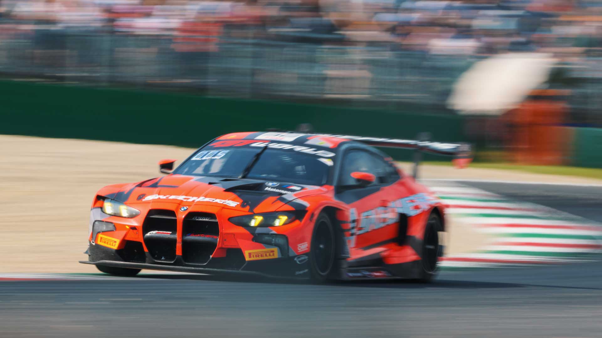BMW M4 GT3 EVO, Team WRT