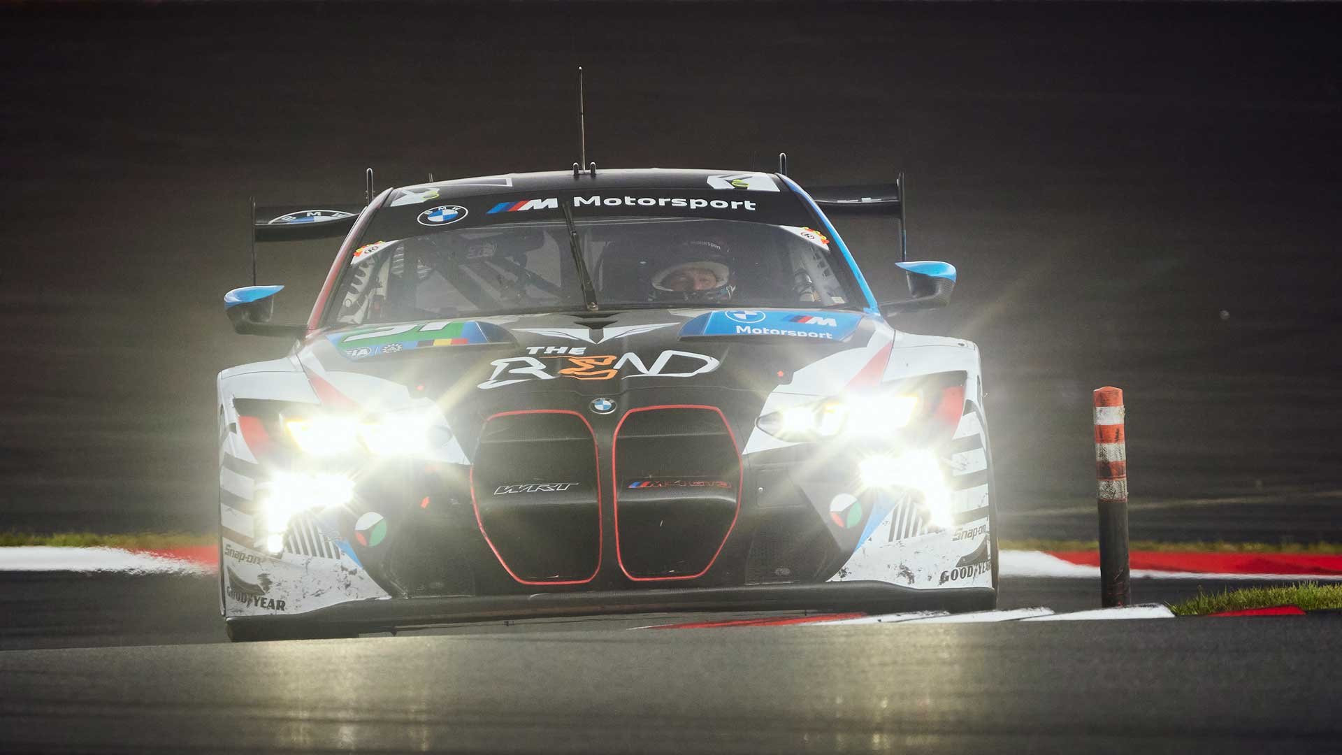 BMW M4 GT3 EVO, Team WRT