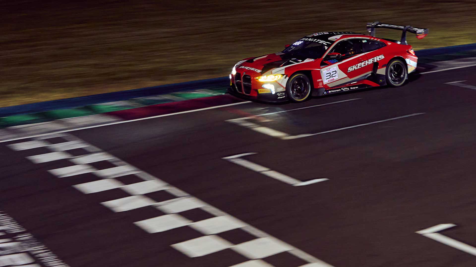 GTWC: Sieg in Magny-Cours.