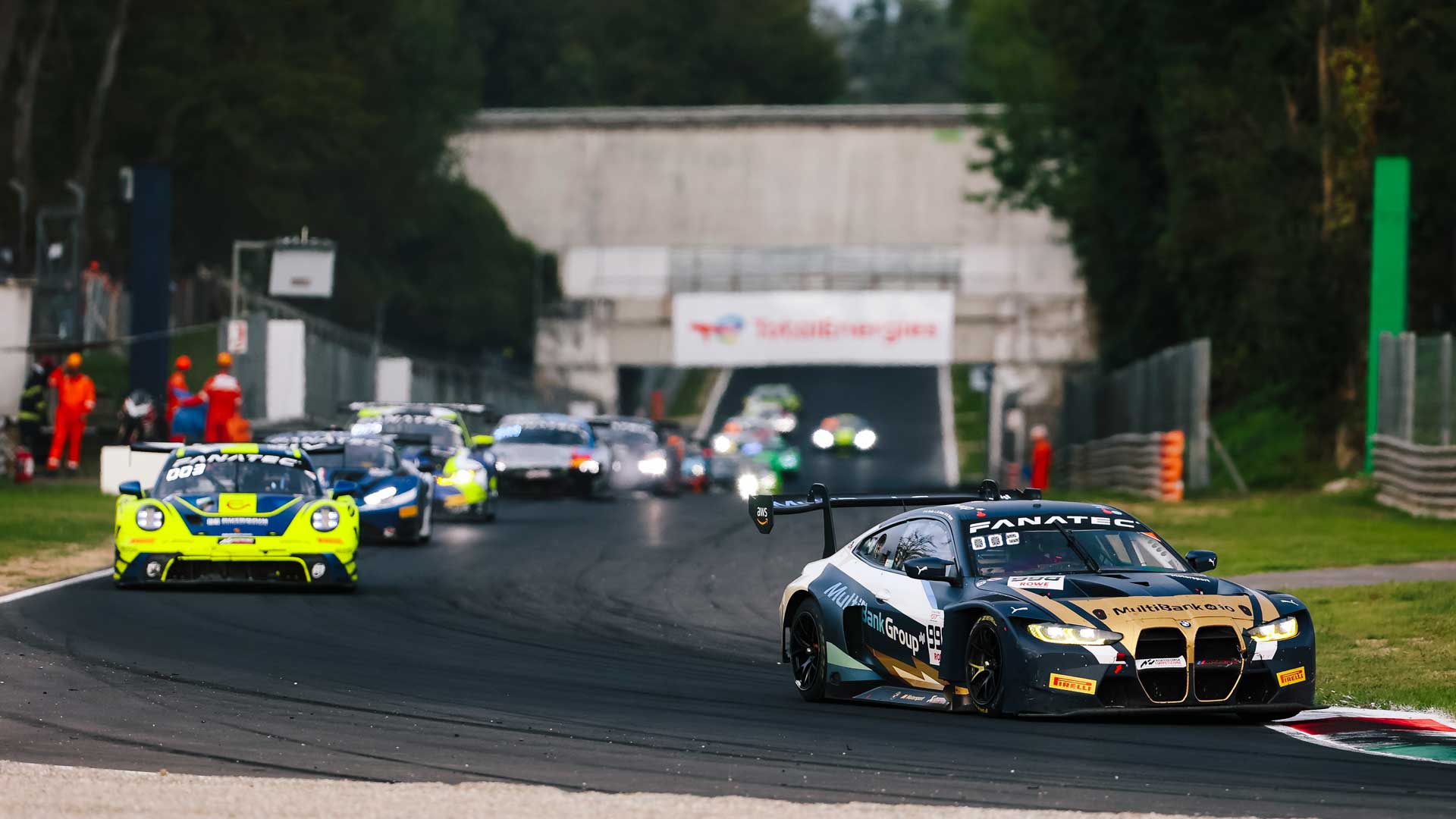 BMW M4 GT3, ROWE Racing