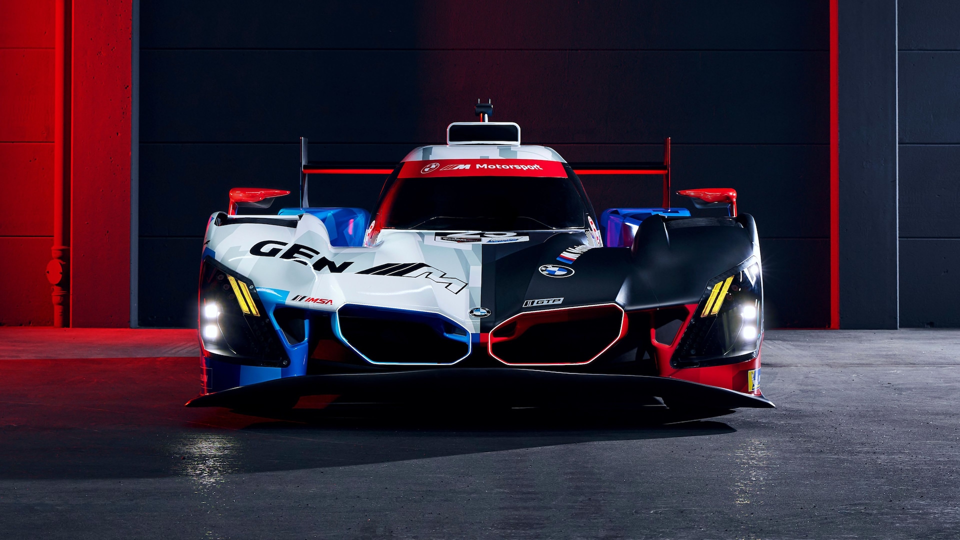 BMW M Hybrid V8