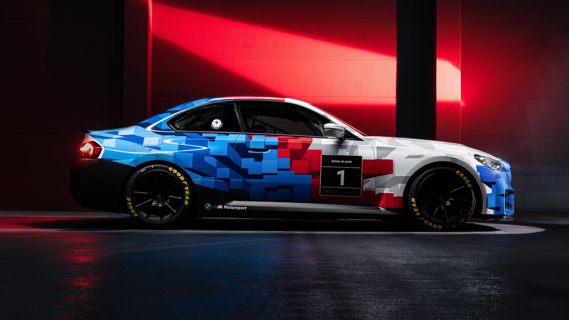 BMW M2 Racing.