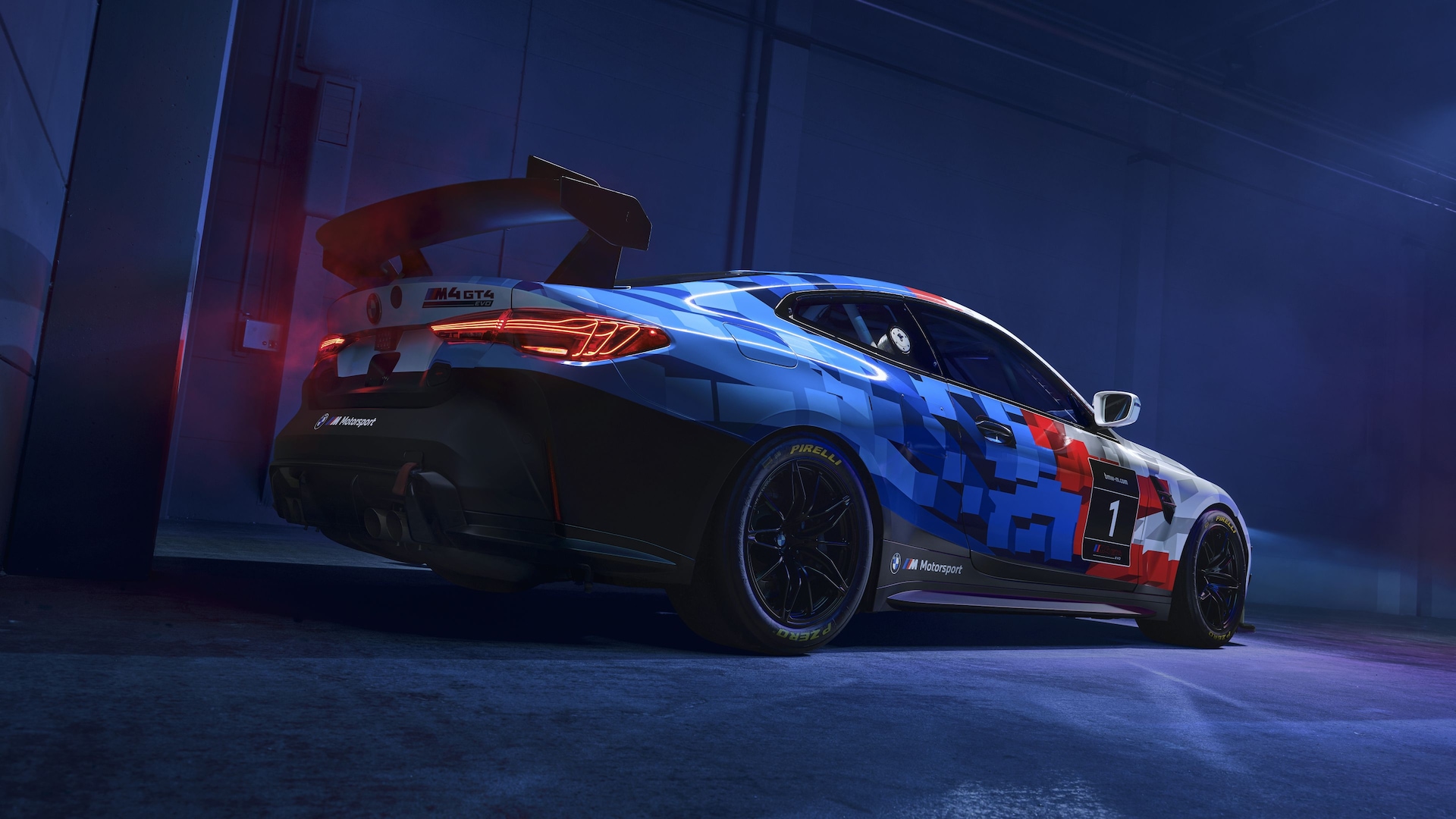 BMW M4 GT4 EVO.