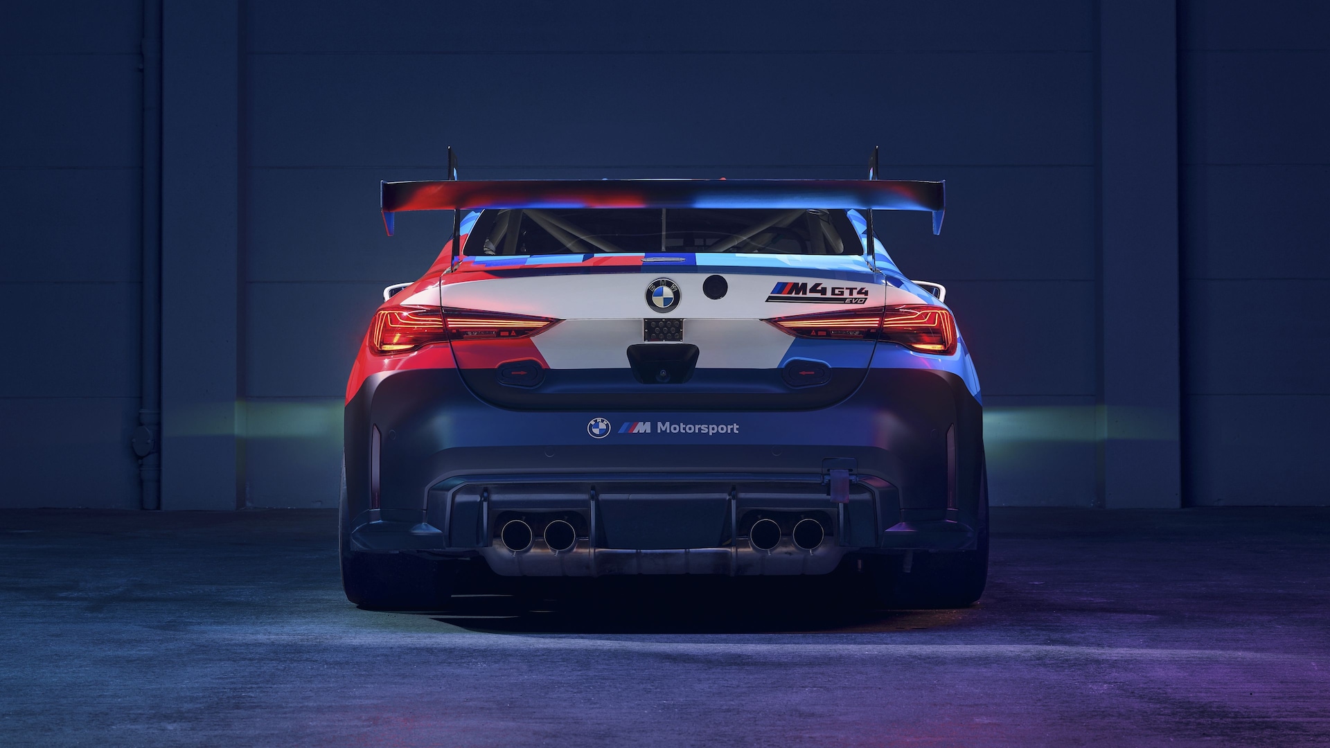 BMW M4 GT4 EVO.