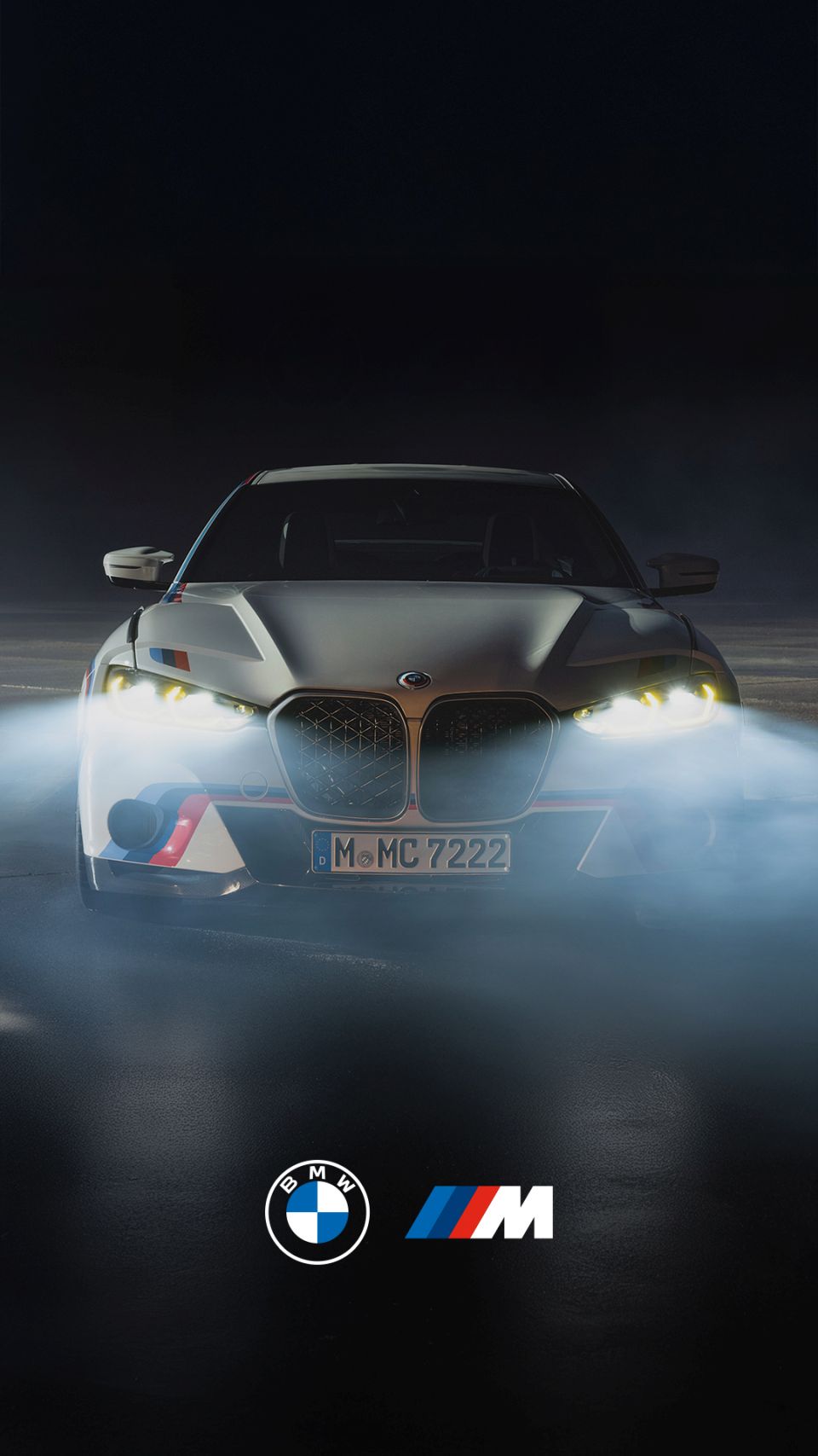 BMW M und BMW Logos auf dunklem Untergrund