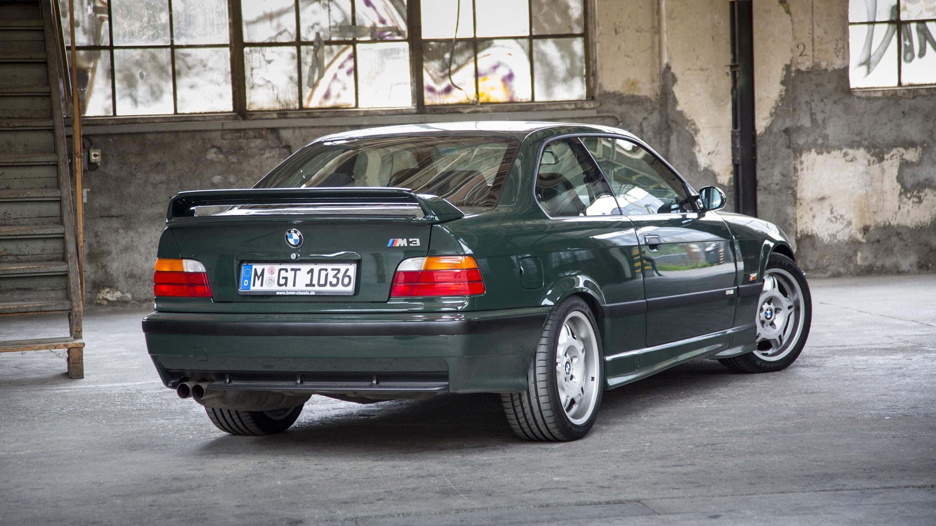 BMW M3 GT E36 in British Racing Green