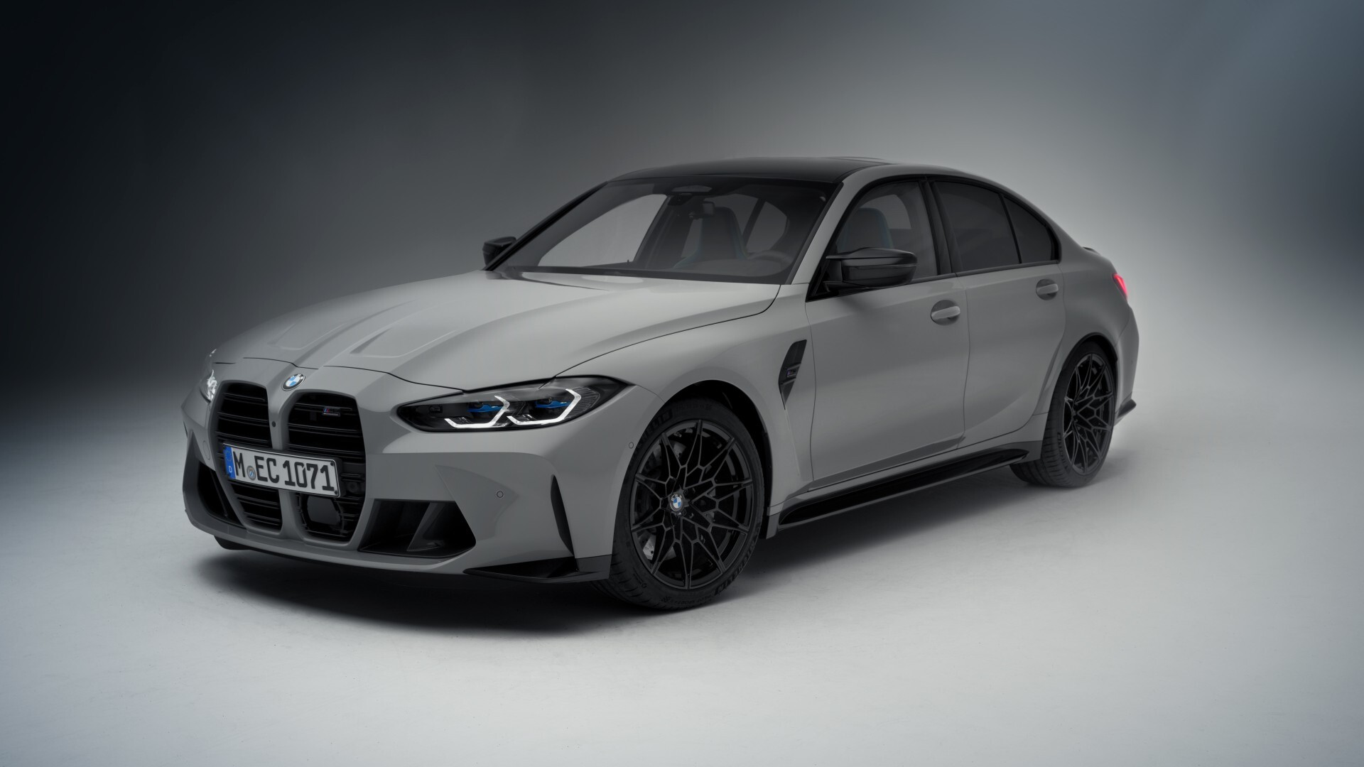 BMW Individual special paint finish Chalk.