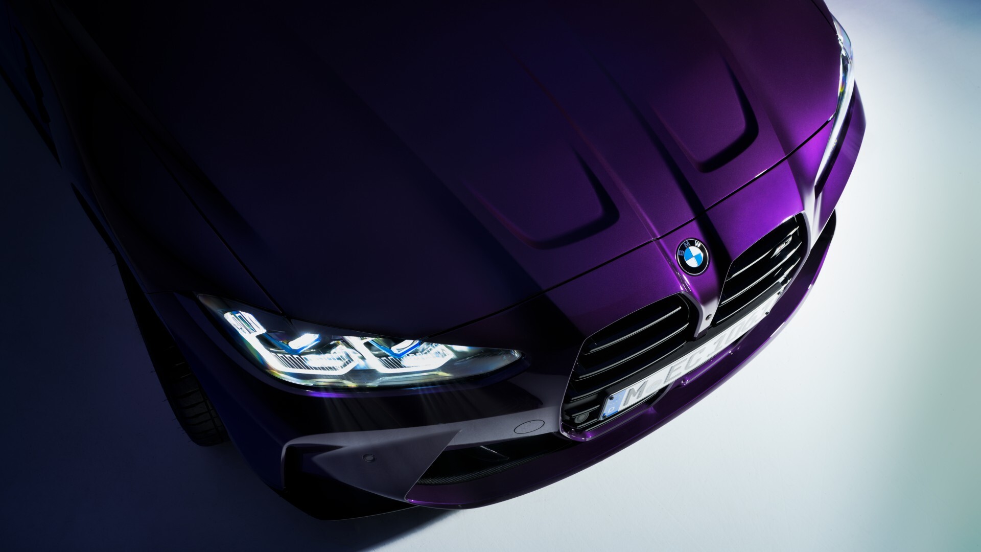 BMW Individual special paint finish Twilight Purple metallic.