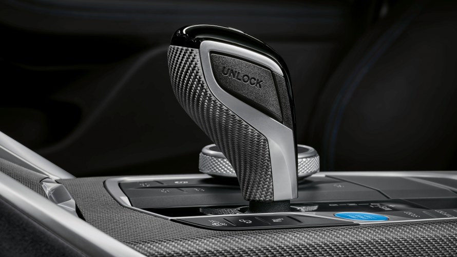 M Performance gear lever carbon-fibre, open-pored