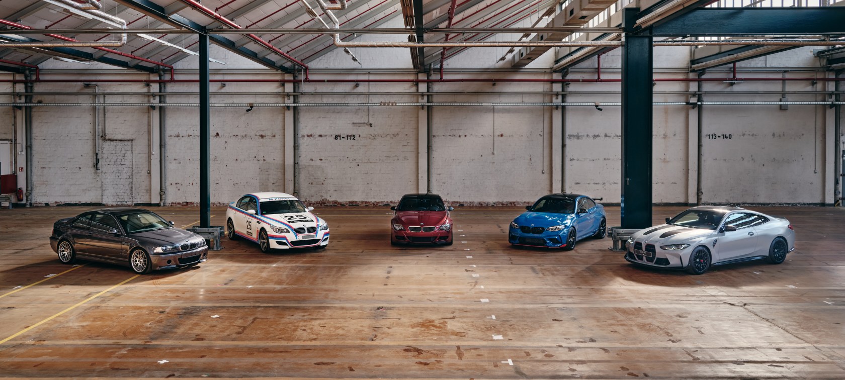 DIE GEHEIME M GARAGE.